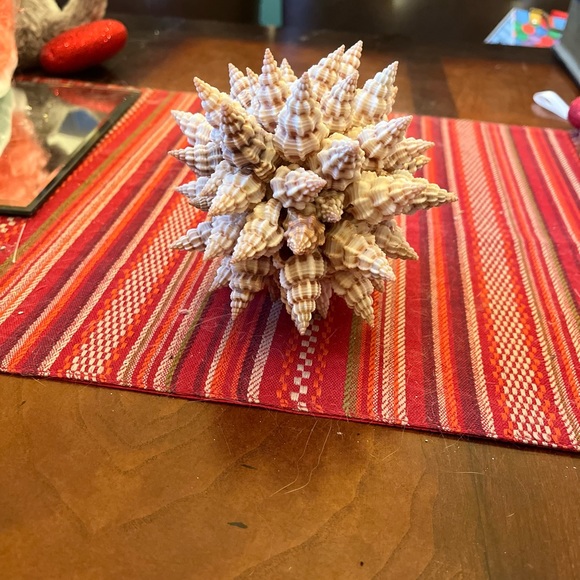 Shell sphere. Island decor 5 inch tall. - Picture 3 of 7